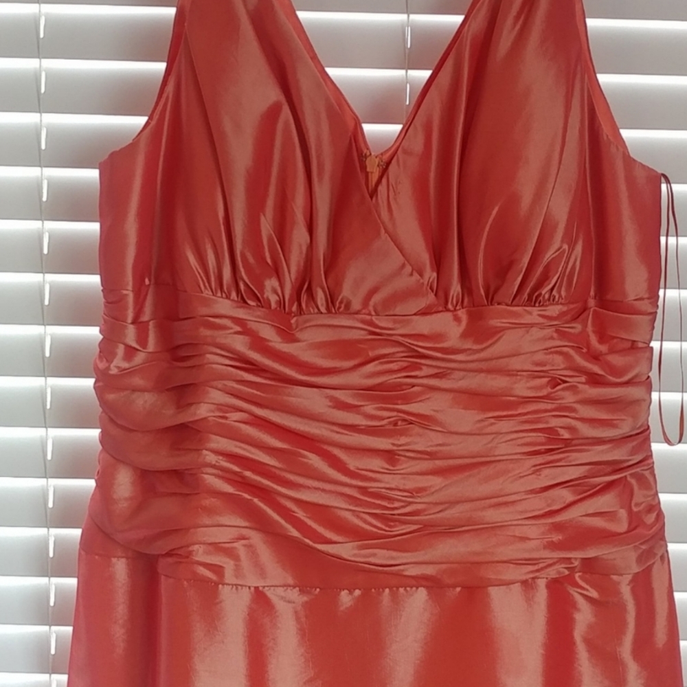 Formal Dress - Picture 9 of 9